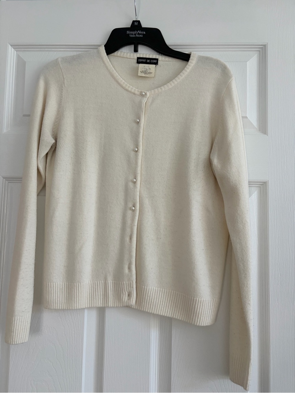 Esprit de Corp Classic Vintage Cream Pearl Button-Front Women’s Cardigan